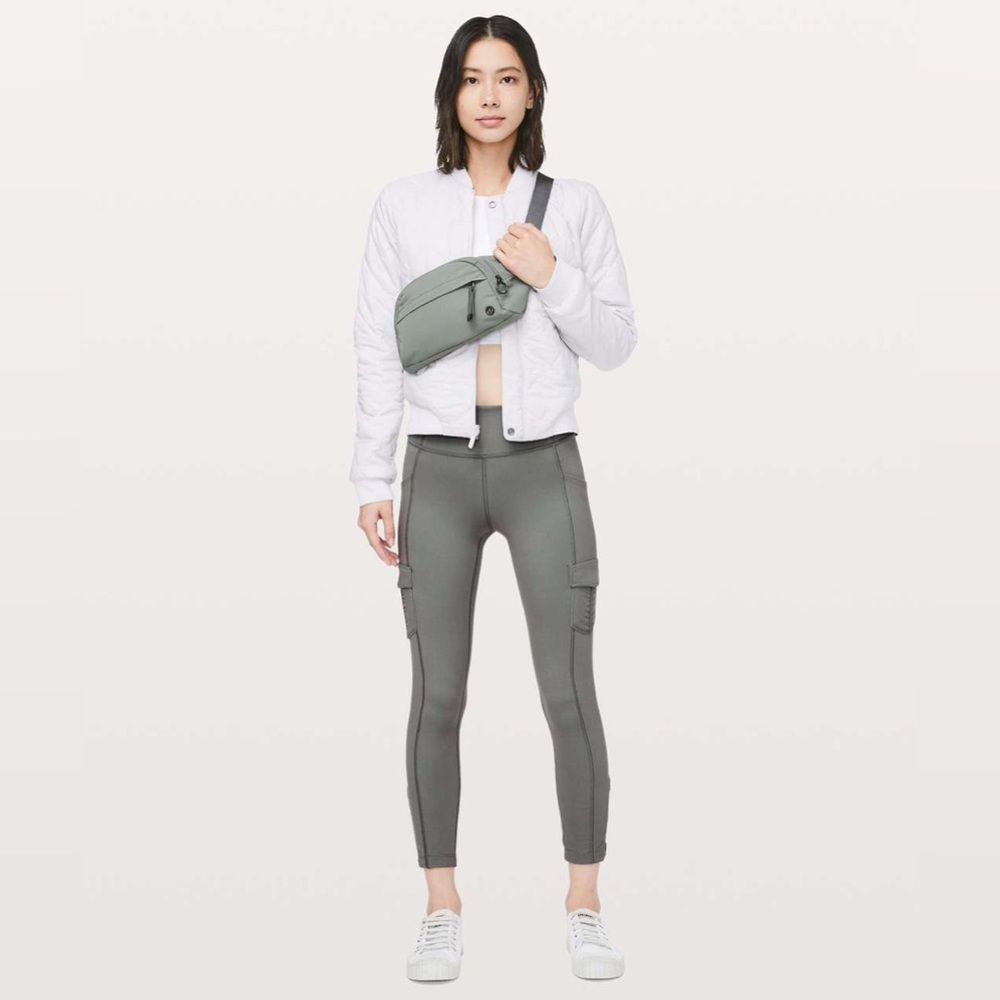 Lululemon Size 4 Scenic Route 7/8 Tight 25'' Pockets Stretch Grey Sage